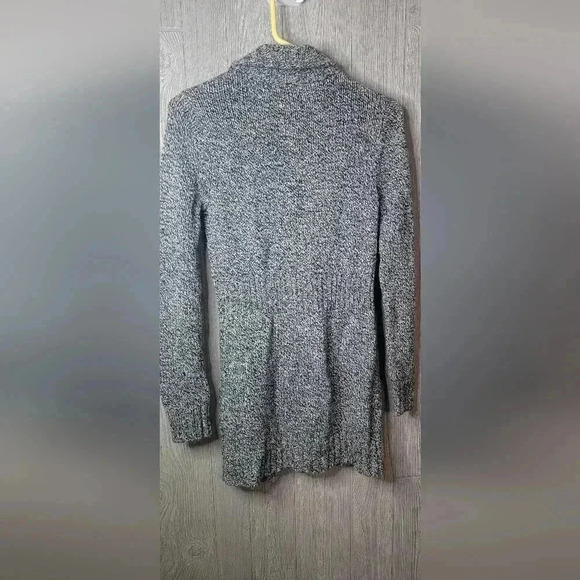 Merona button-down sweater. Size small - Picture 4 of 5